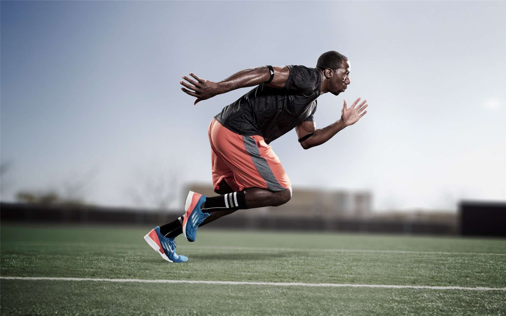 深圳队对阵新疆队,乔治个人能力完全展现,孤胆英雄难敌整体风暴